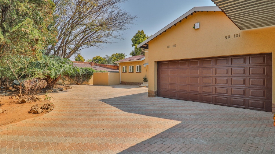 4 Bedroom Property for Sale in Highway Gardens Gauteng