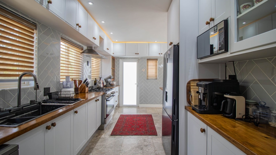 4 Bedroom Property for Sale in Highway Gardens Gauteng