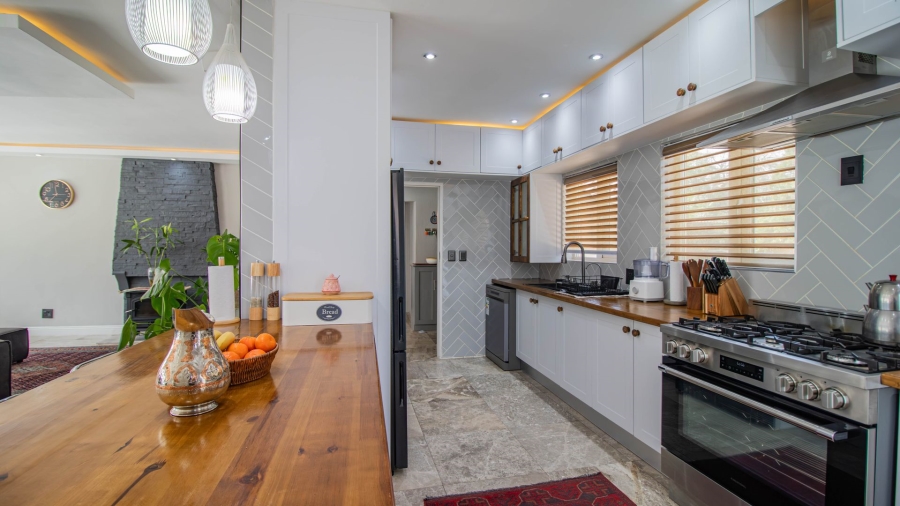 4 Bedroom Property for Sale in Highway Gardens Gauteng