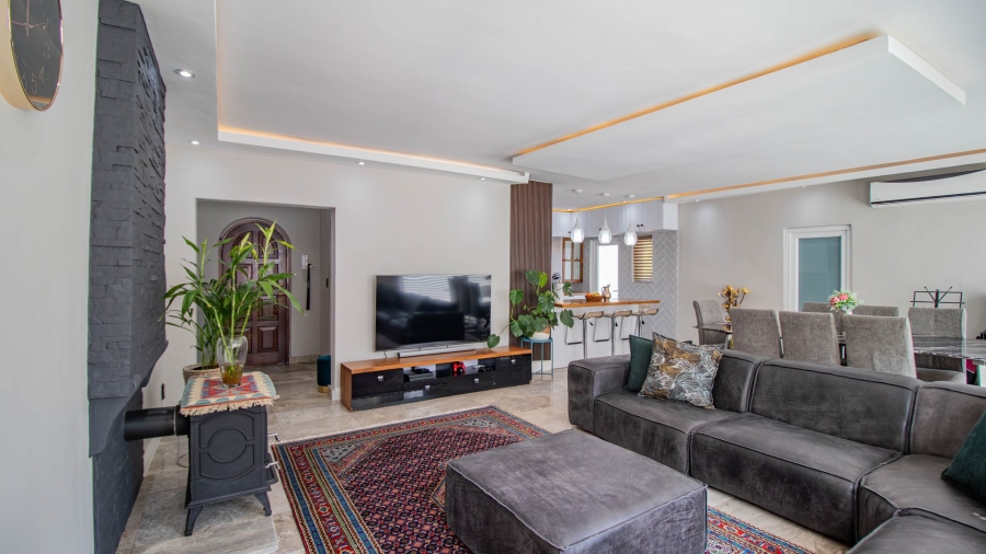 4 Bedroom Property for Sale in Highway Gardens Gauteng