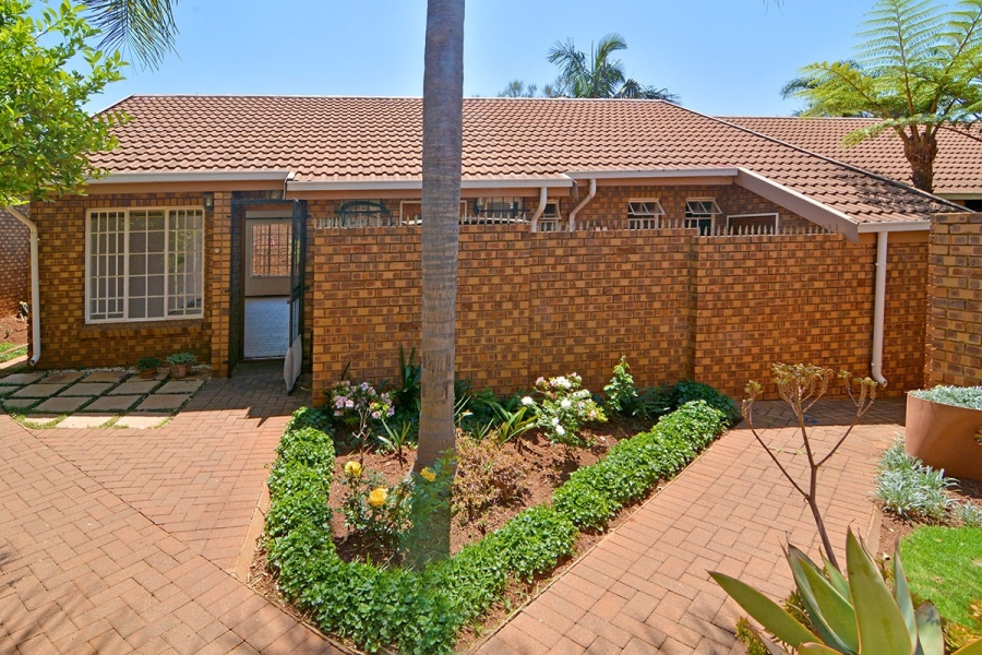 2 Bedroom Property for Sale in Zwartkop Gauteng