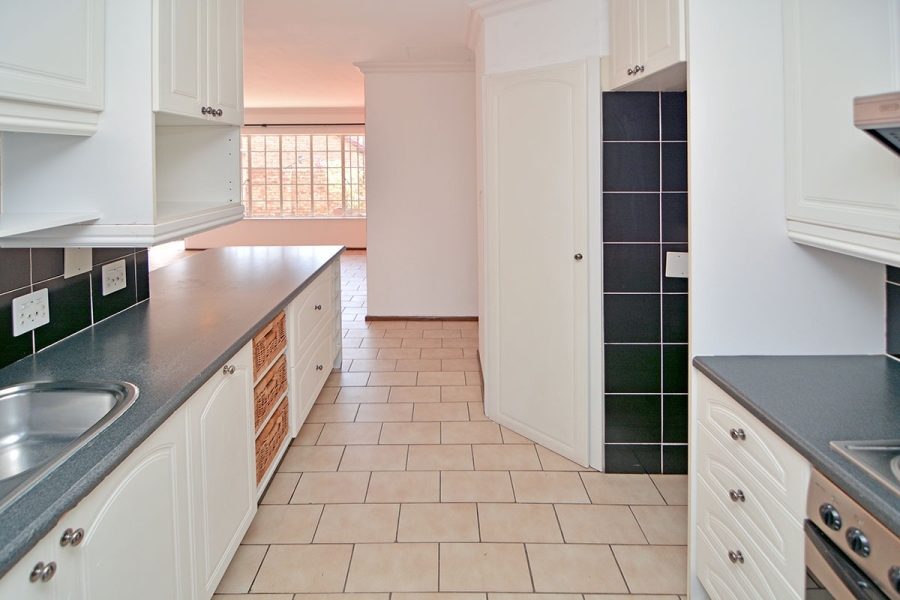 2 Bedroom Property for Sale in Zwartkop Gauteng