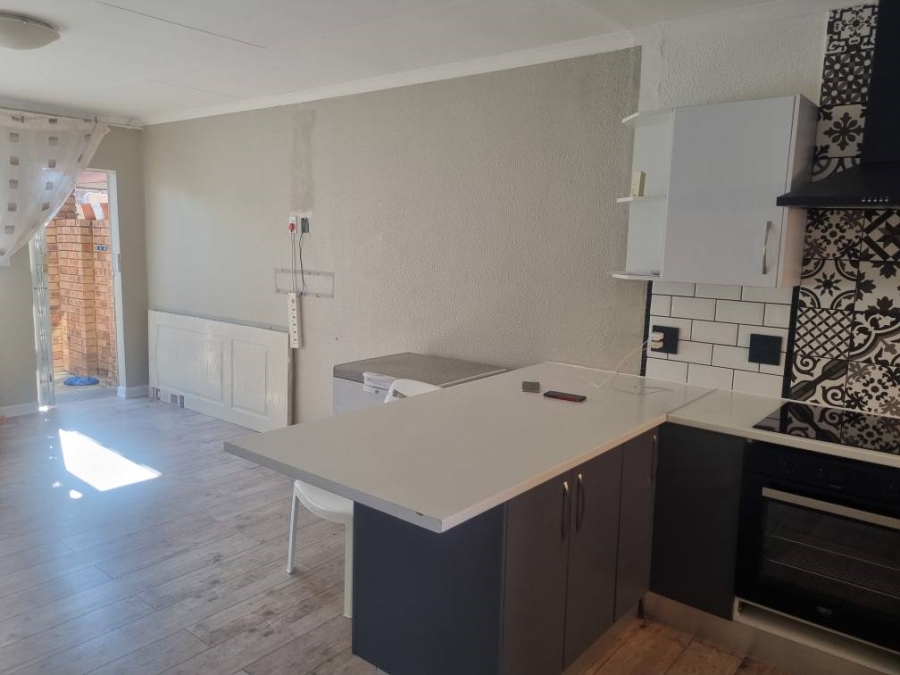 To Let 3 Bedroom Property for Rent in Witfield Gauteng