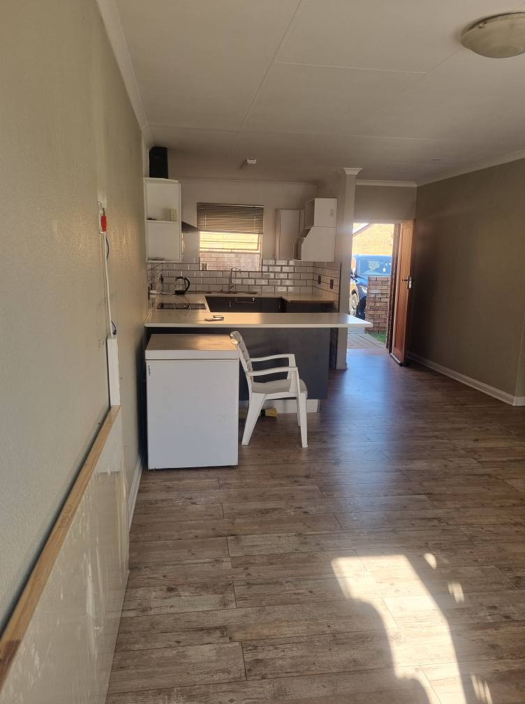To Let 3 Bedroom Property for Rent in Witfield Gauteng