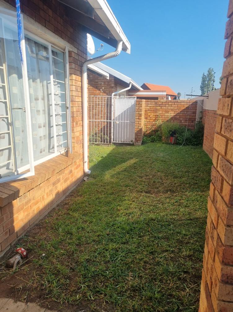 To Let 3 Bedroom Property for Rent in Witfield Gauteng