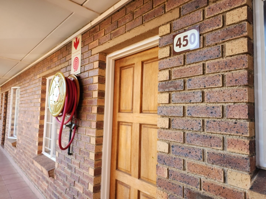 2 Bedroom Property for Sale in Comet Gauteng