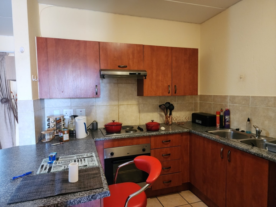 2 Bedroom Property for Sale in Comet Gauteng