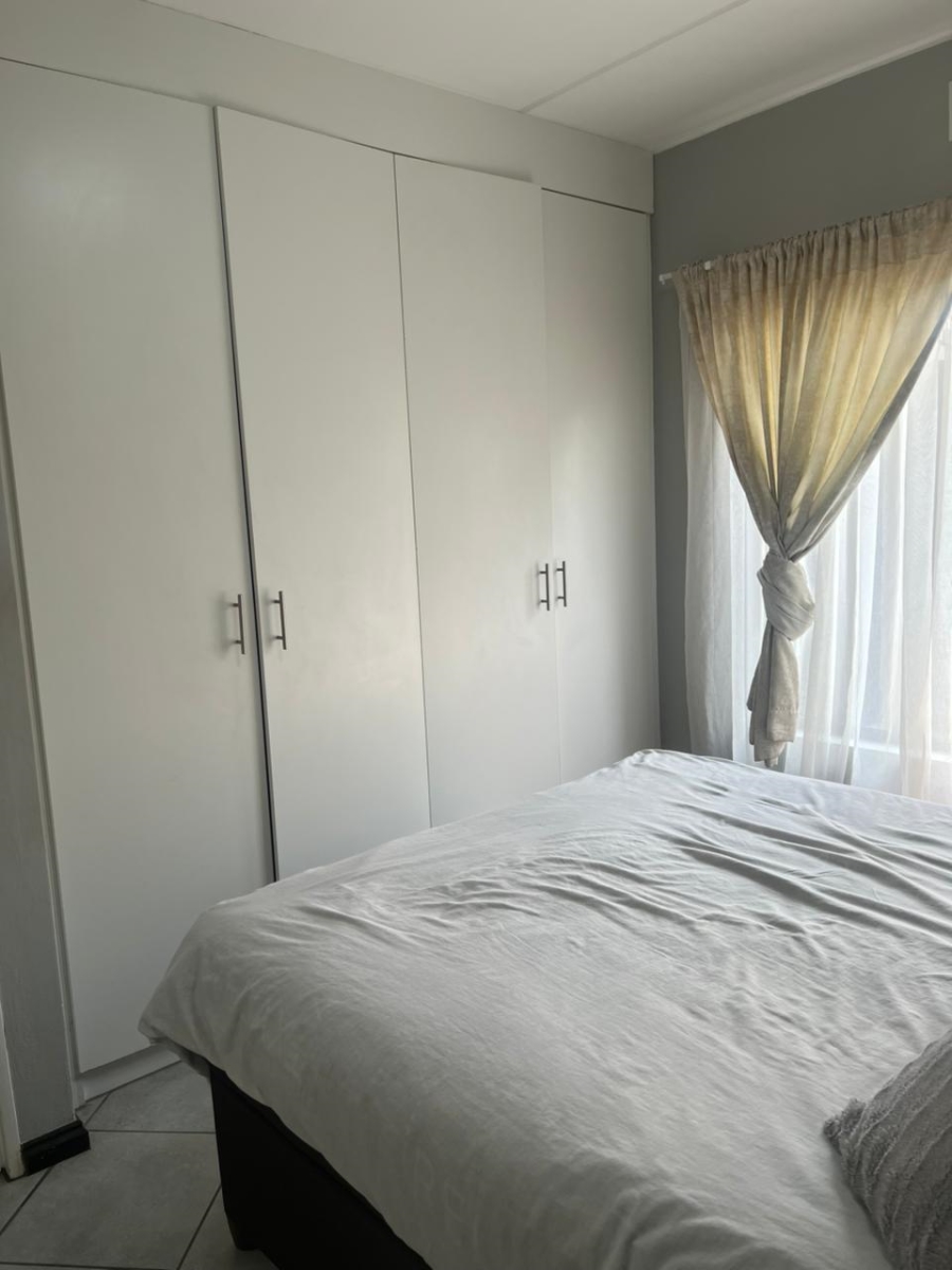 2 Bedroom Property for Sale in Norton Home Estate AH Gauteng