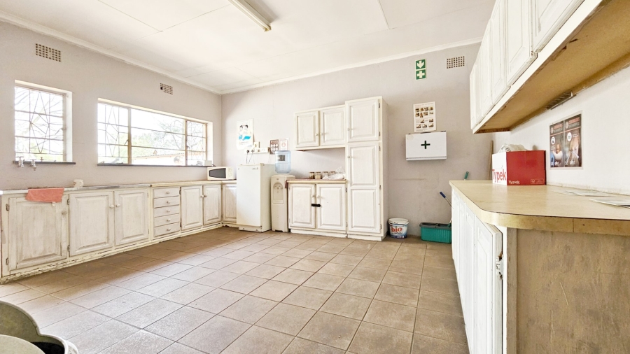  Bedroom Property for Sale in Three Rivers Gauteng