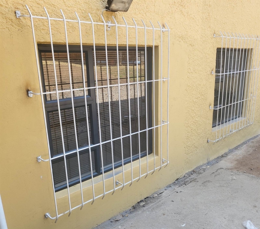 To Let 1 Bedroom Property for Rent in Bryanston Gauteng