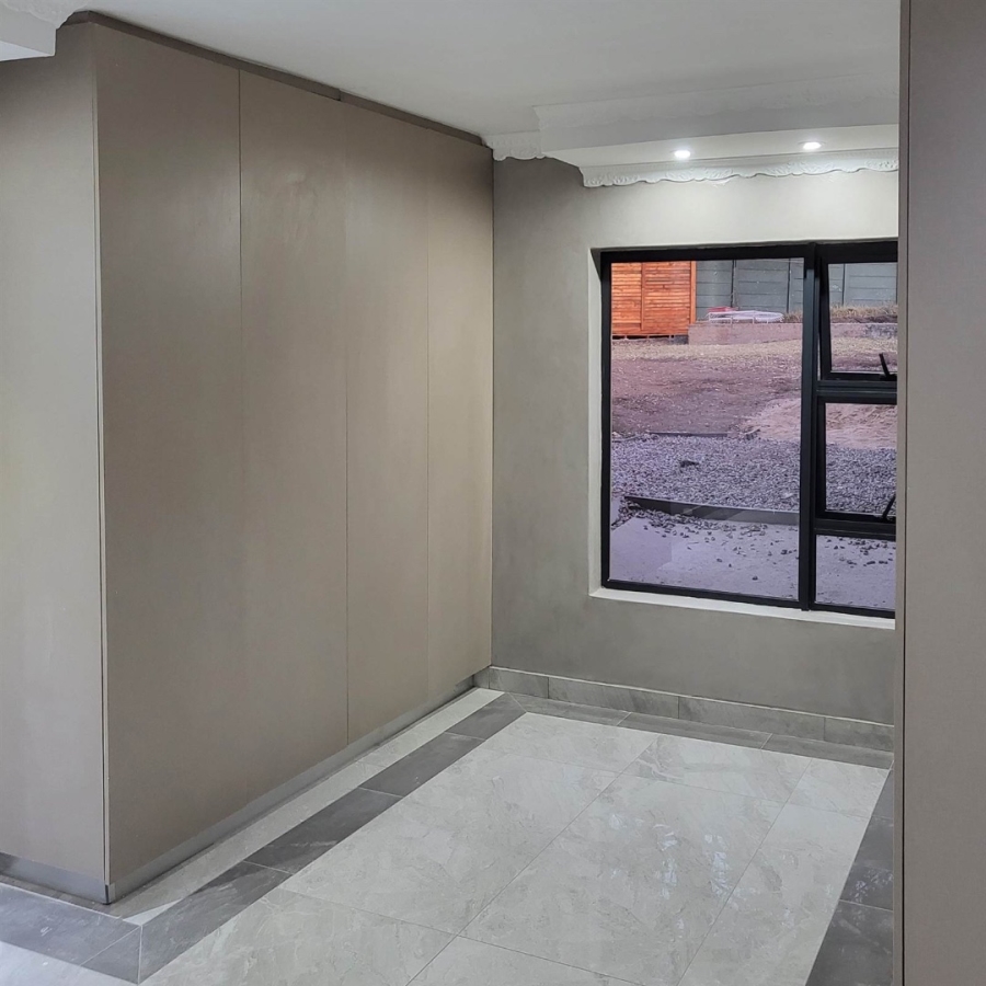 To Let 1 Bedroom Property for Rent in Bryanston Gauteng