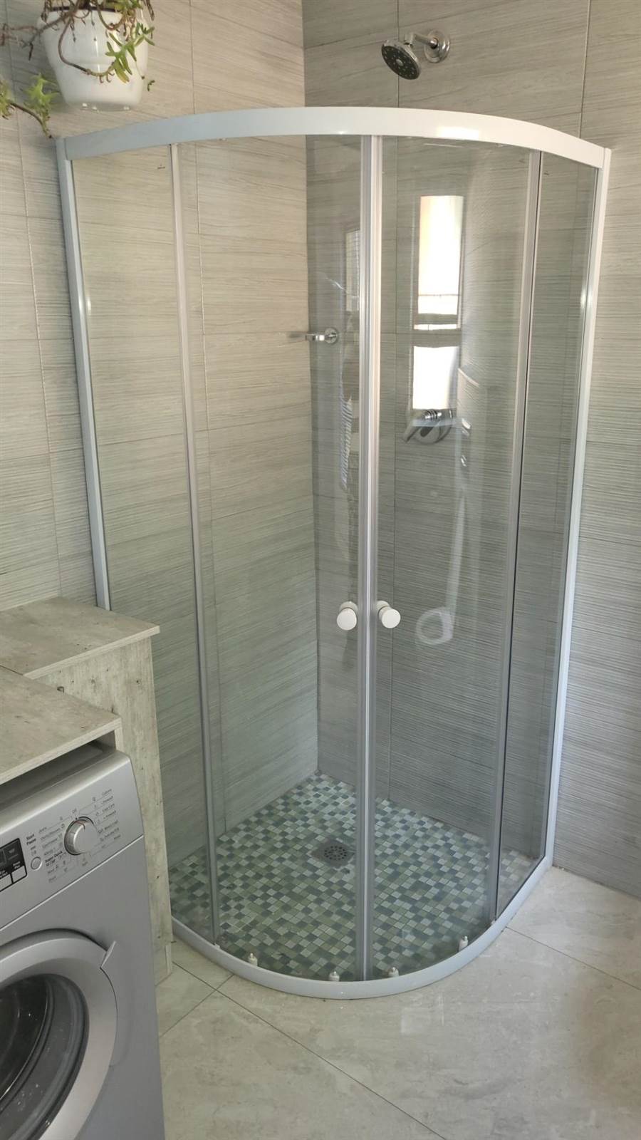 To Let 1 Bedroom Property for Rent in Bryanston Gauteng