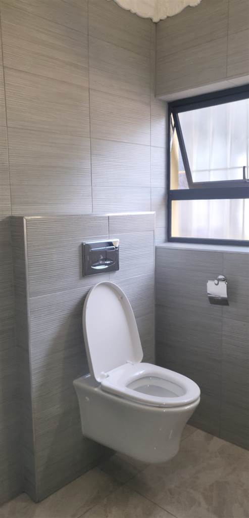 To Let 1 Bedroom Property for Rent in Bryanston Gauteng
