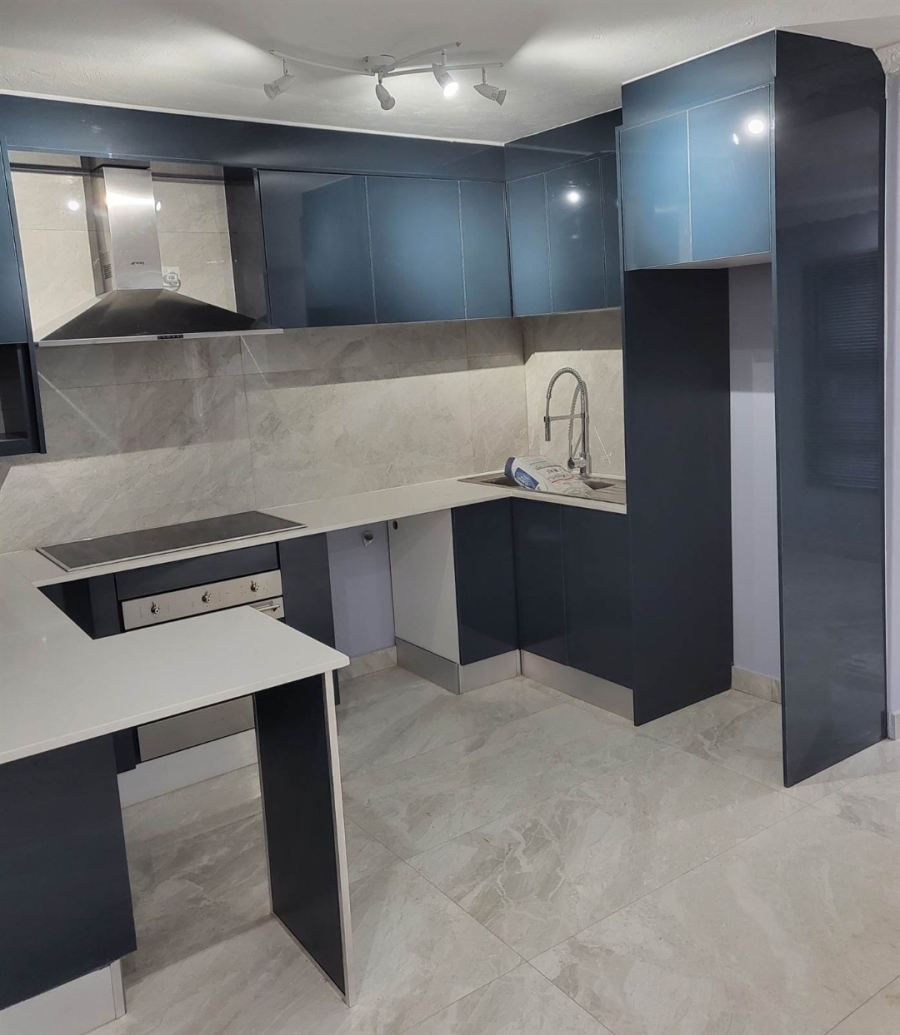 To Let 1 Bedroom Property for Rent in Bryanston Gauteng