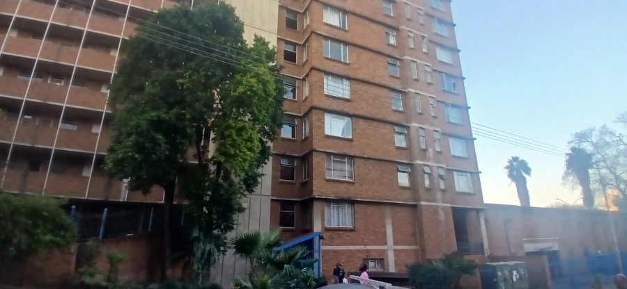 2 Bedroom Property for Sale in Pretoria Central Gauteng