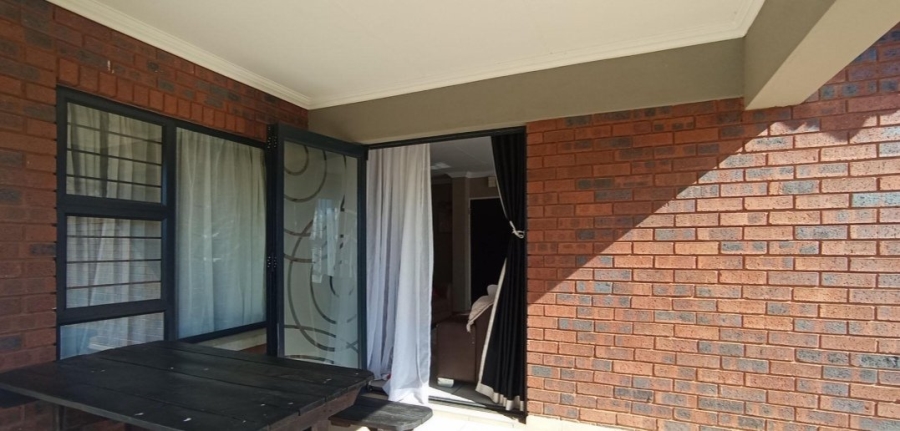 3 Bedroom Property for Sale in Amberfield Gauteng