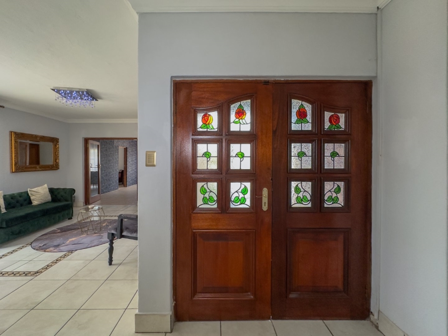 8 Bedroom Property for Sale in Newlands Gauteng