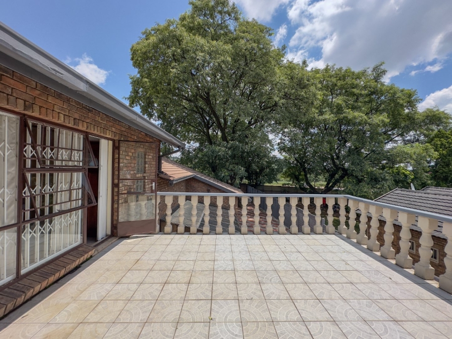 8 Bedroom Property for Sale in Newlands Gauteng