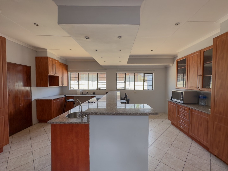 8 Bedroom Property for Sale in Newlands Gauteng