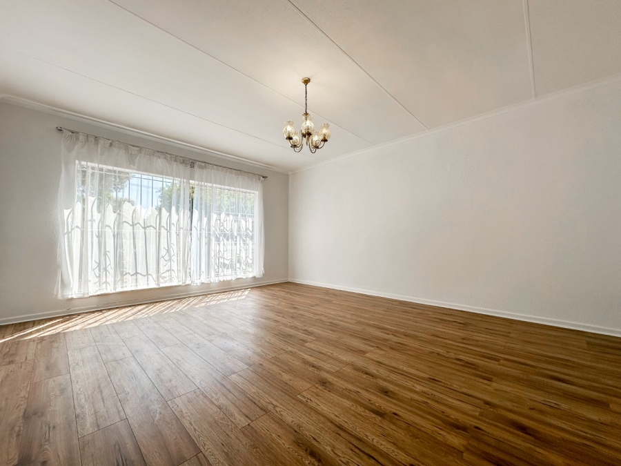 To Let 3 Bedroom Property for Rent in Kibler Park Gauteng