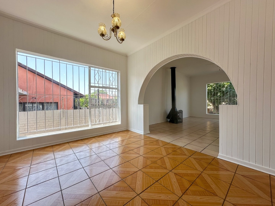 To Let 3 Bedroom Property for Rent in Kibler Park Gauteng