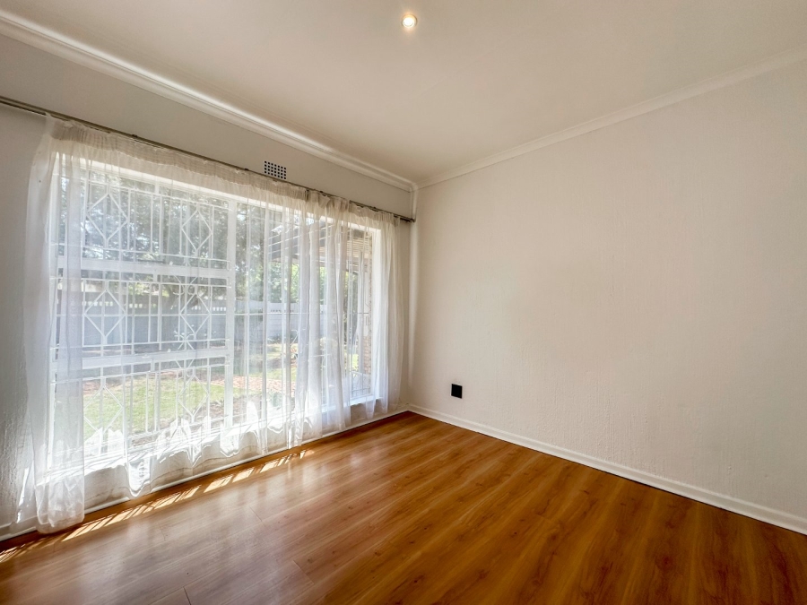 To Let 3 Bedroom Property for Rent in Kibler Park Gauteng