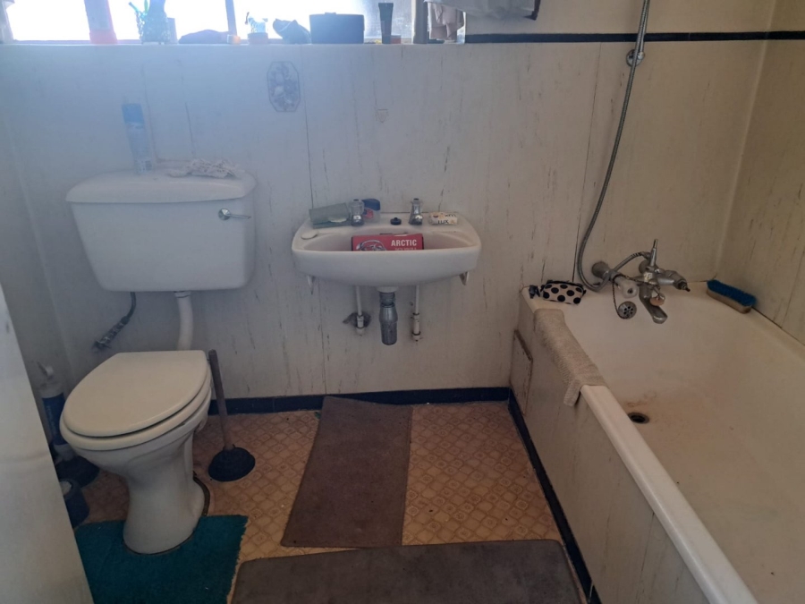 2 Bedroom Property for Sale in Weavind Park Gauteng