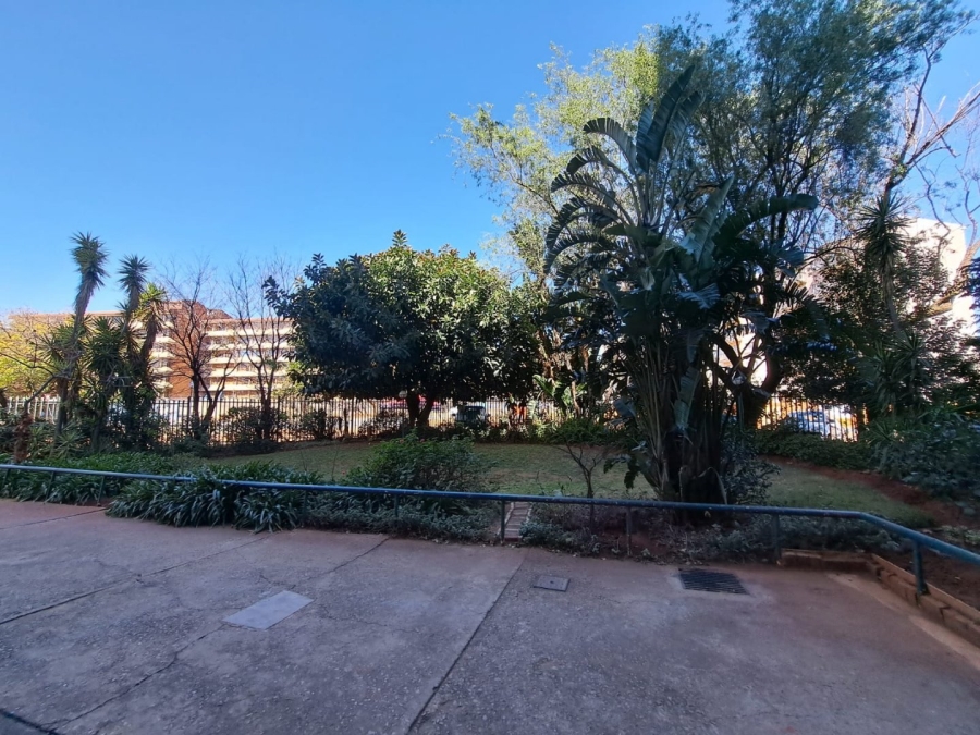 2 Bedroom Property for Sale in Weavind Park Gauteng