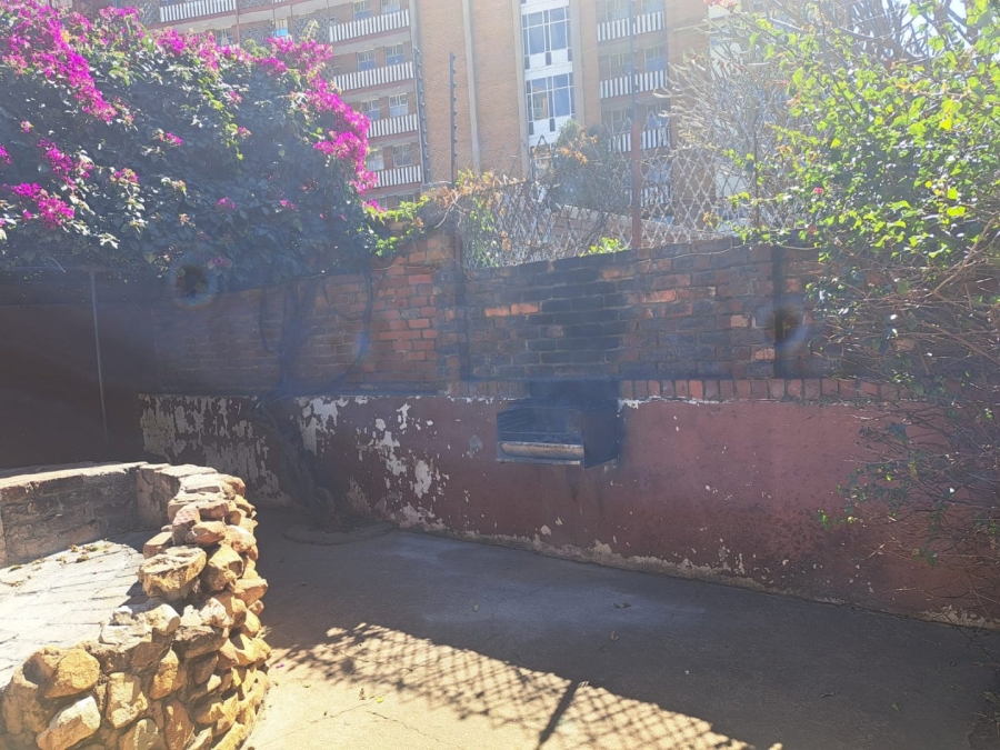 2 Bedroom Property for Sale in Weavind Park Gauteng