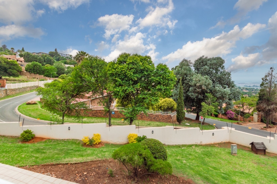 3 Bedroom Property for Sale in Glenvista Gauteng