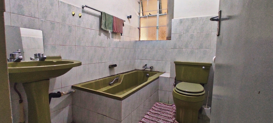 2 Bedroom Property for Sale in Vanderbijlpark CW 3 Gauteng