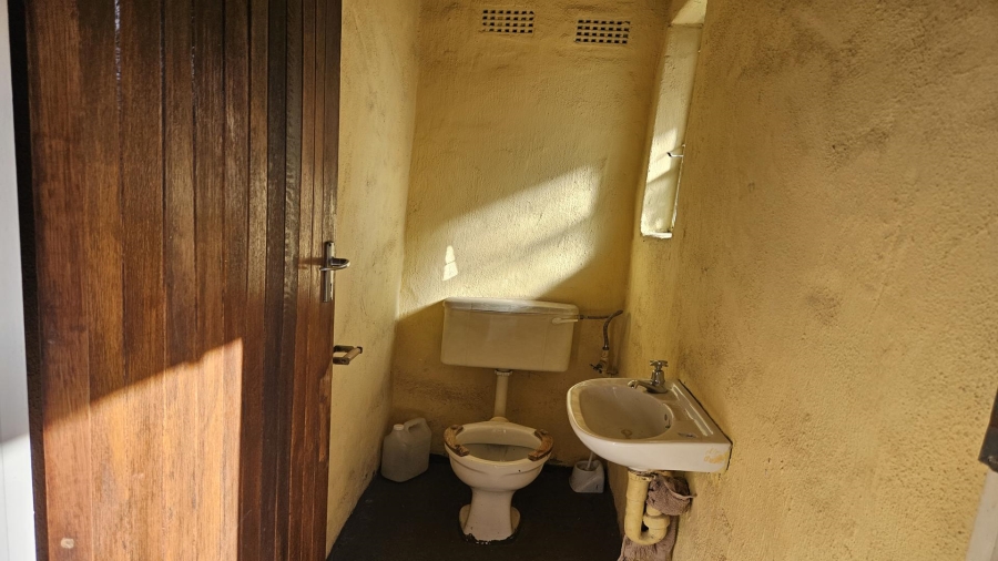 To Let 4 Bedroom Property for Rent in Esther Park Gauteng