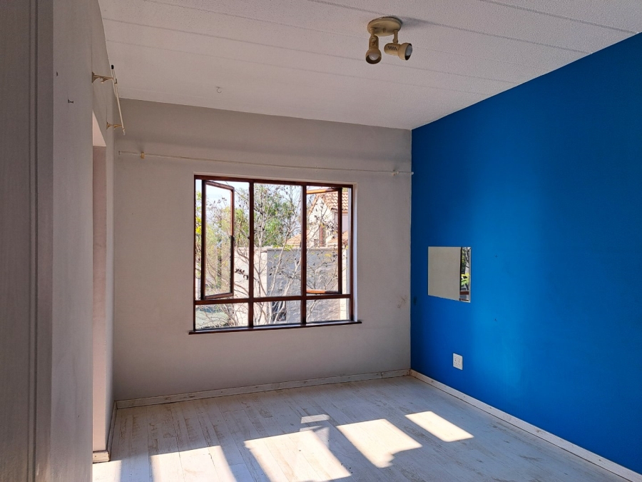 To Let 2 Bedroom Property for Rent in Paulshof Gauteng