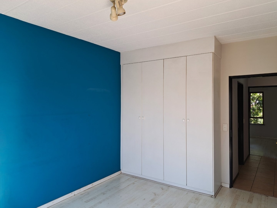 To Let 2 Bedroom Property for Rent in Paulshof Gauteng