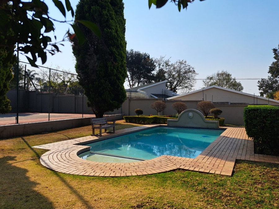 To Let 2 Bedroom Property for Rent in Paulshof Gauteng