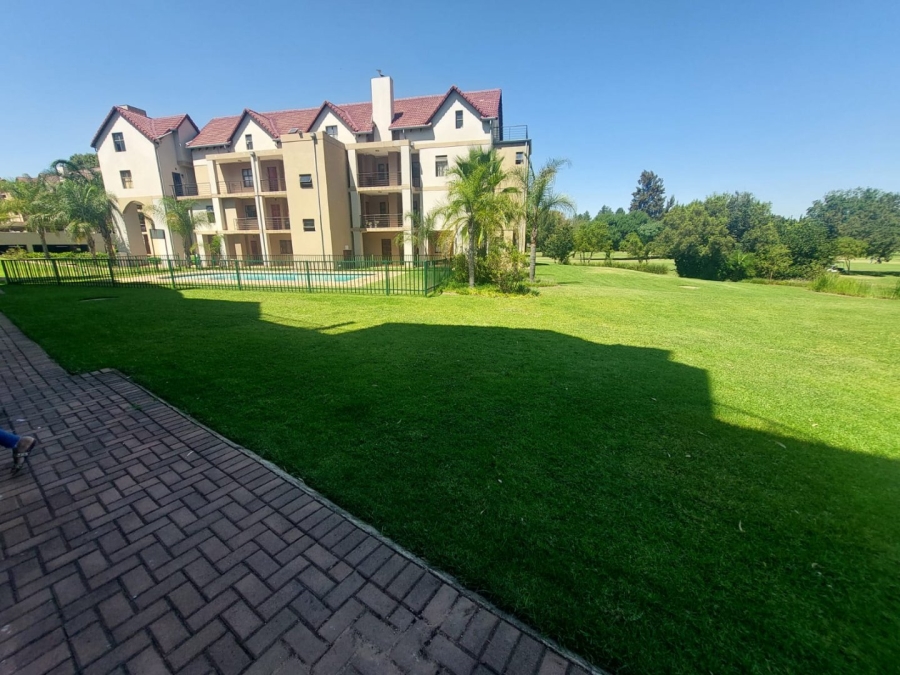 1 Bedroom Property for Sale in Zwartkop Golf Estate Gauteng