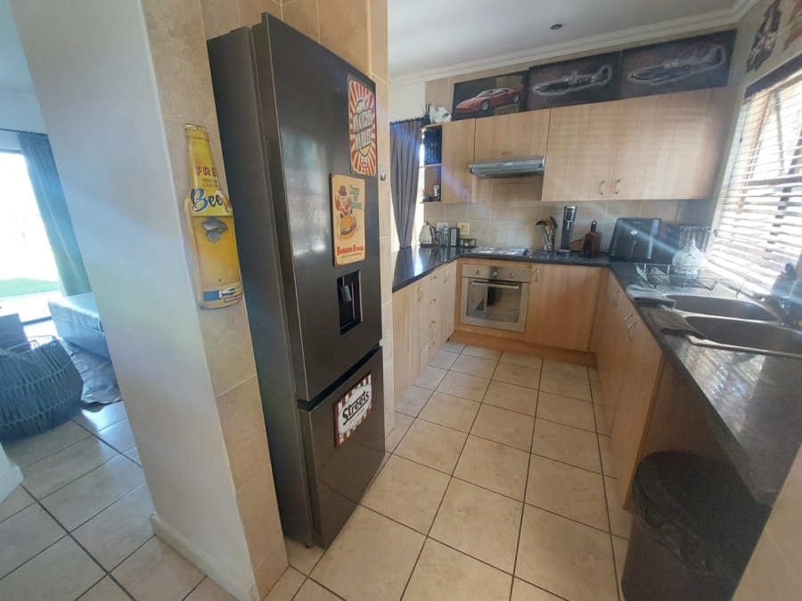 1 Bedroom Property for Sale in Zwartkop Golf Estate Gauteng