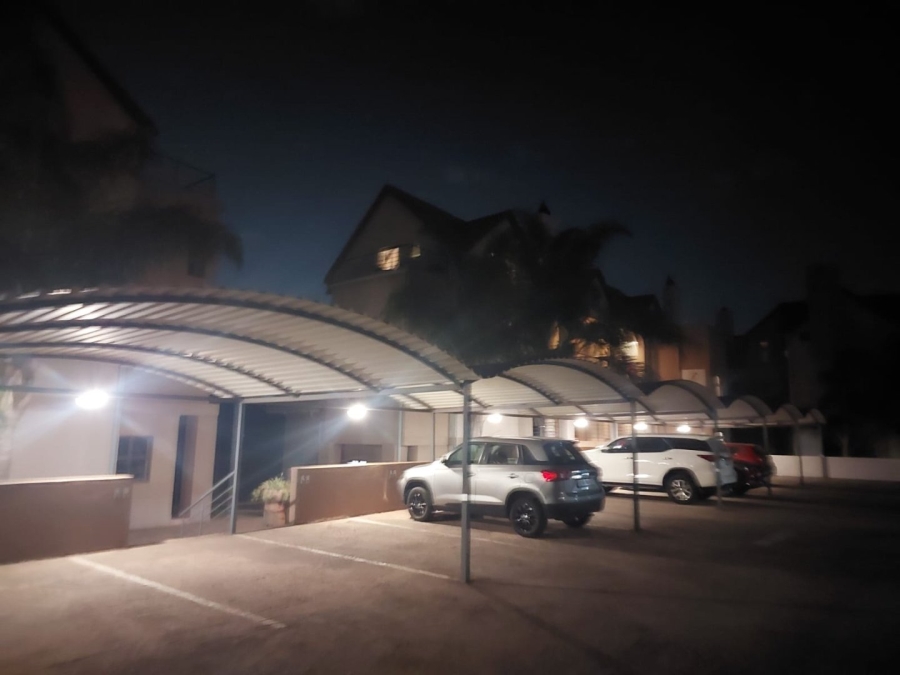 1 Bedroom Property for Sale in Zwartkop Golf Estate Gauteng