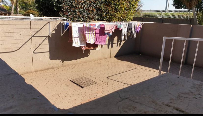 To Let 3 Bedroom Property for Rent in Witfield Gauteng