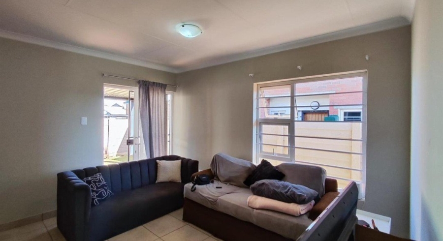 2 Bedroom Property for Sale in Parkdene Gauteng