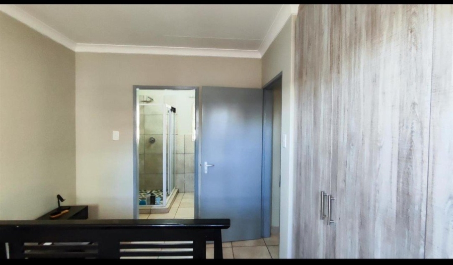 2 Bedroom Property for Sale in Parkdene Gauteng