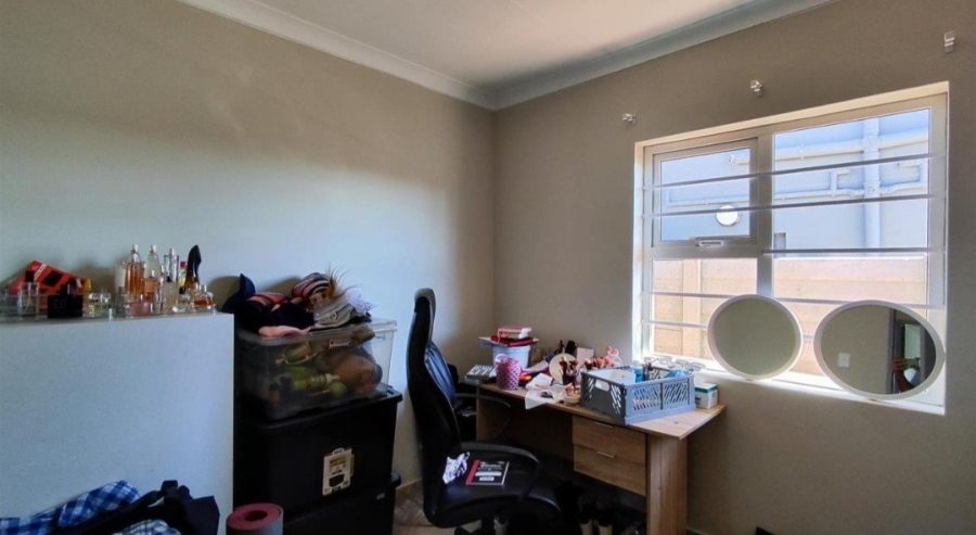 2 Bedroom Property for Sale in Parkdene Gauteng