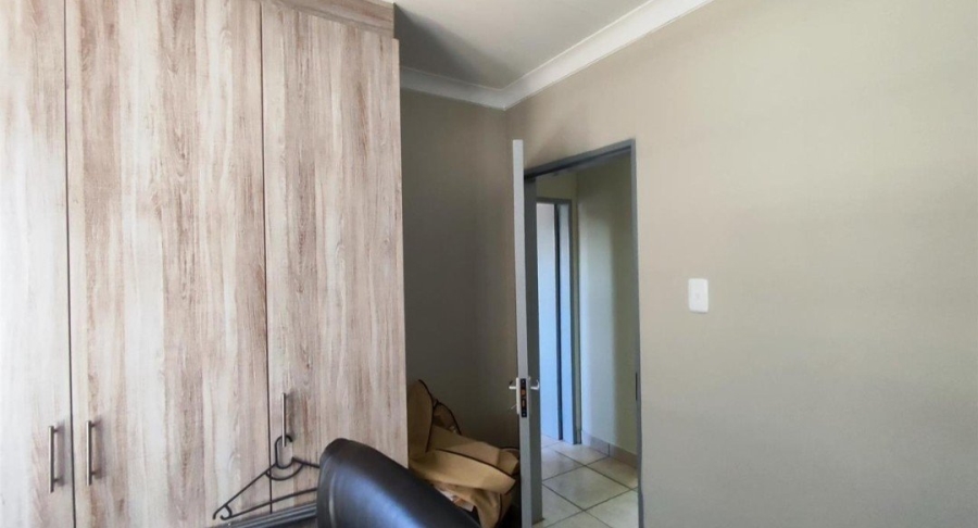 2 Bedroom Property for Sale in Parkdene Gauteng