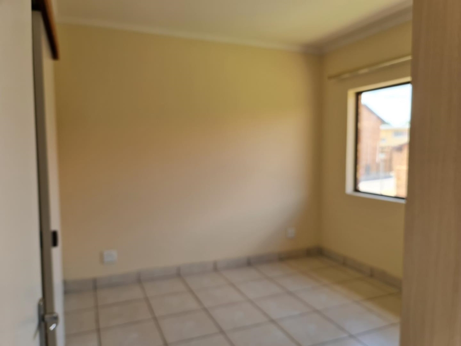To Let 2 Bedroom Property for Rent in Witfield Gauteng