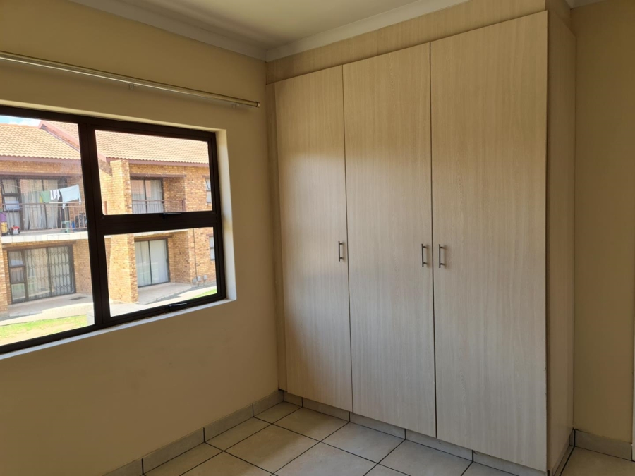 To Let 2 Bedroom Property for Rent in Witfield Gauteng
