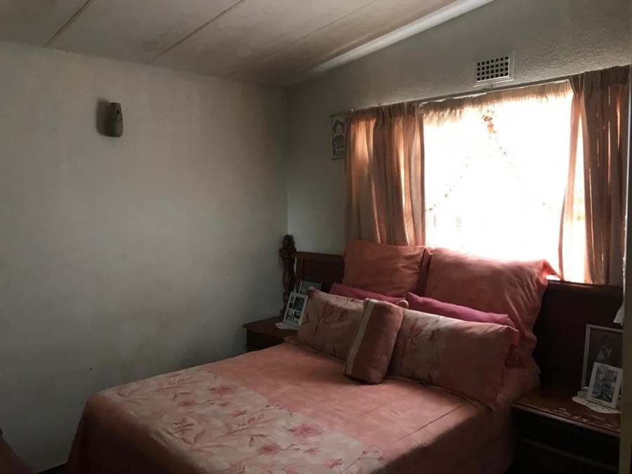 2 Bedroom Property for Sale in Ridgeway Gauteng