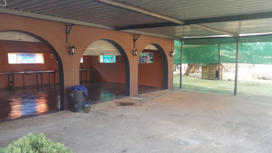 To Let 4 Bedroom Property for Rent in Andeon Gauteng