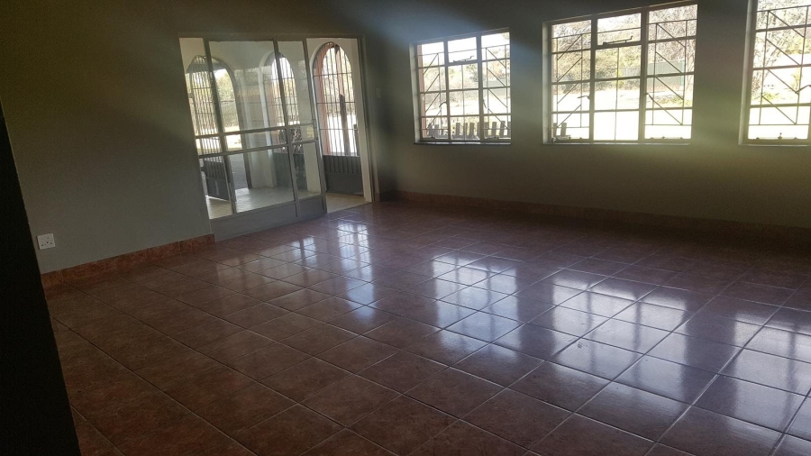 To Let 4 Bedroom Property for Rent in Andeon Gauteng