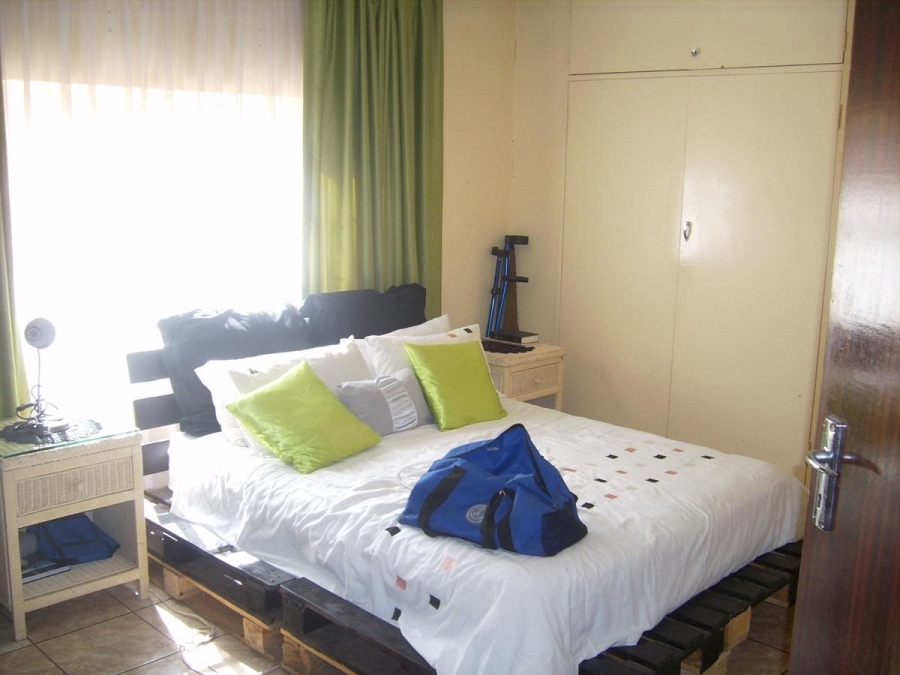 To Let 4 Bedroom Property for Rent in Andeon Gauteng