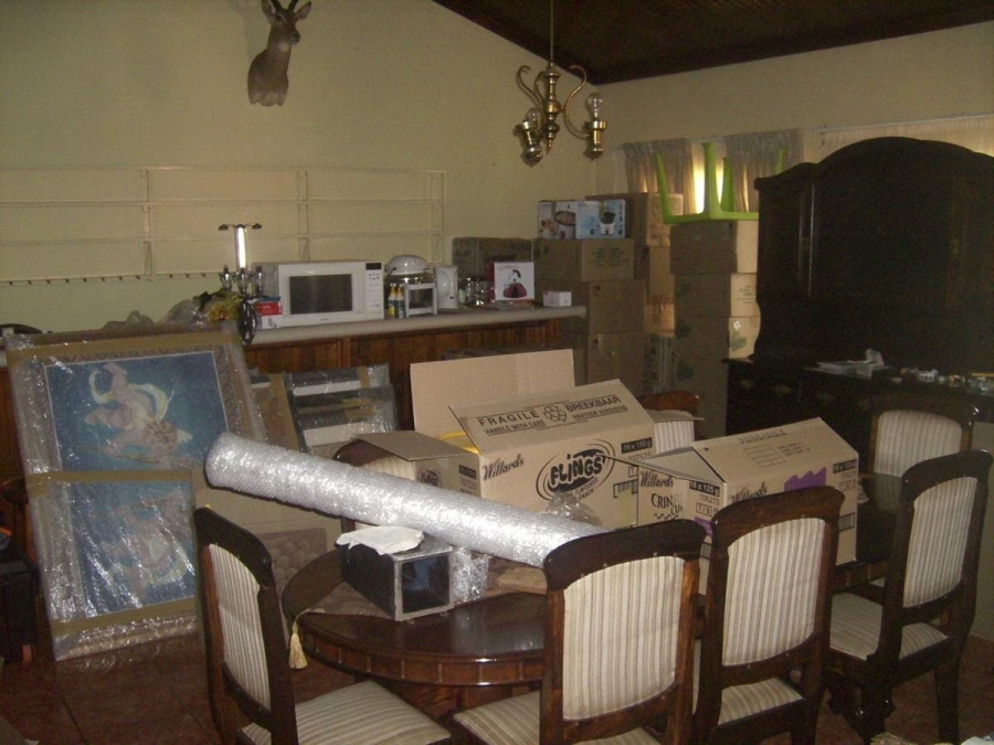 To Let 4 Bedroom Property for Rent in Andeon Gauteng
